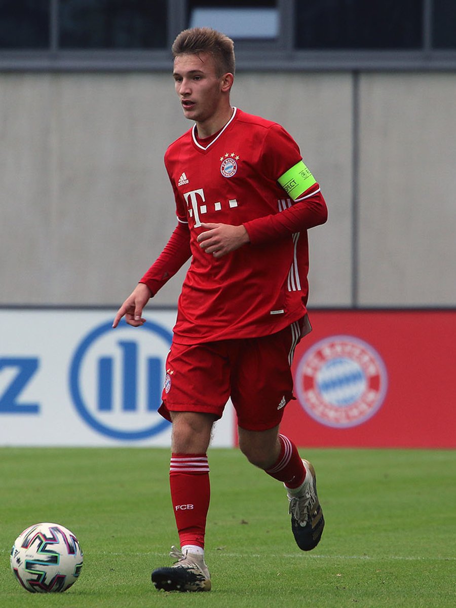 Do you trust him to have a great coaching career?Rhein: I think so. When we trained under him, we players got on really well with him. It felt like family. It makes you feel like you can win any game. No matter what the opponent is called. That makes him special as a coach.