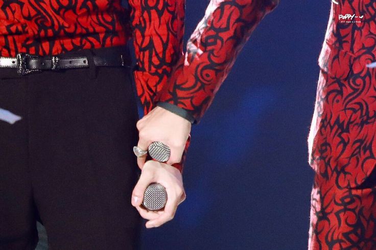 Yoongi:Hoseok:Yoongi: *sparkly soft eyes*a short thread 