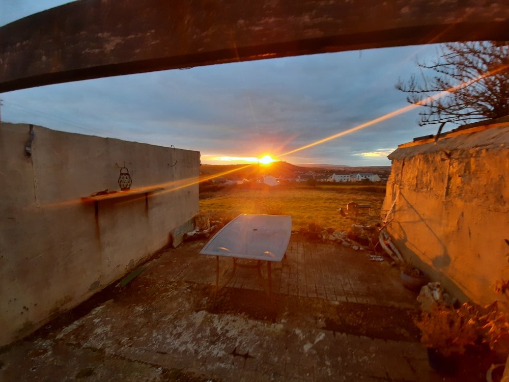 A stunning sunset shortly before the freezing cold snow that wast to come! 🥶
.
.
.
.
.
#plasticfree #plasticfreecoastlines #plasticpollution #cornwall #cornwallcoast #coast #coastpath #cornwallphotography #cornwalllife #beach #beachbum