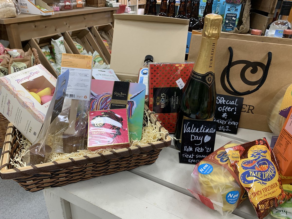 DucksFarmShop's tweet photo. Pop in this weekend to the shop to pick up some excellent Dorset produce to celebrate St.Valentine's Day. We are open daily 9 am - 5 pm

https://t.co/29uBwGRU8A

#ValentinesDay #ValentinesDay2021 #valentines
#bemyvalentine #February14th #MealDeal #DineIn
#dorsetfarmshop https://t.co/QXhaNd1V3q