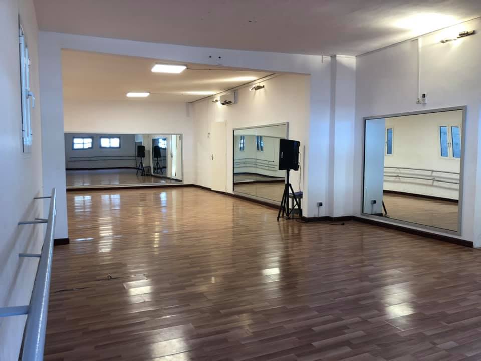 #ateliers #artistiques Fitness &amp; Zumba

À la demande des participants, les cours de fitness intègrent dorénavant de la Zumba 🎶

Lundi : Zumba de 18h à 19h
Mercredi : Fitness &amp; Zumba de 18h à 19h