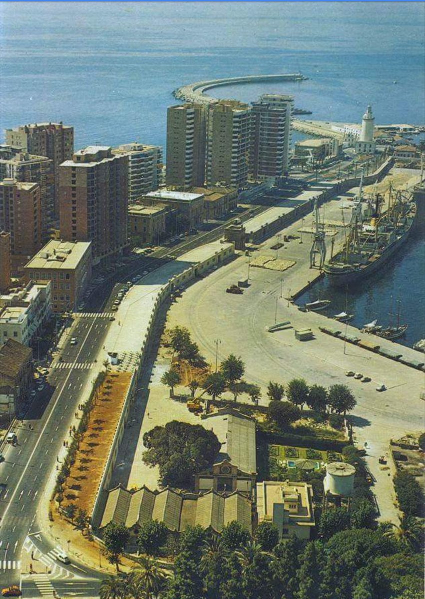 Eres Old... ¿pero TAN Old? 😋

#Málaga