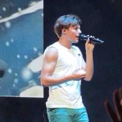 louis "i don't do nothing in the gym" tomlinson; a thread