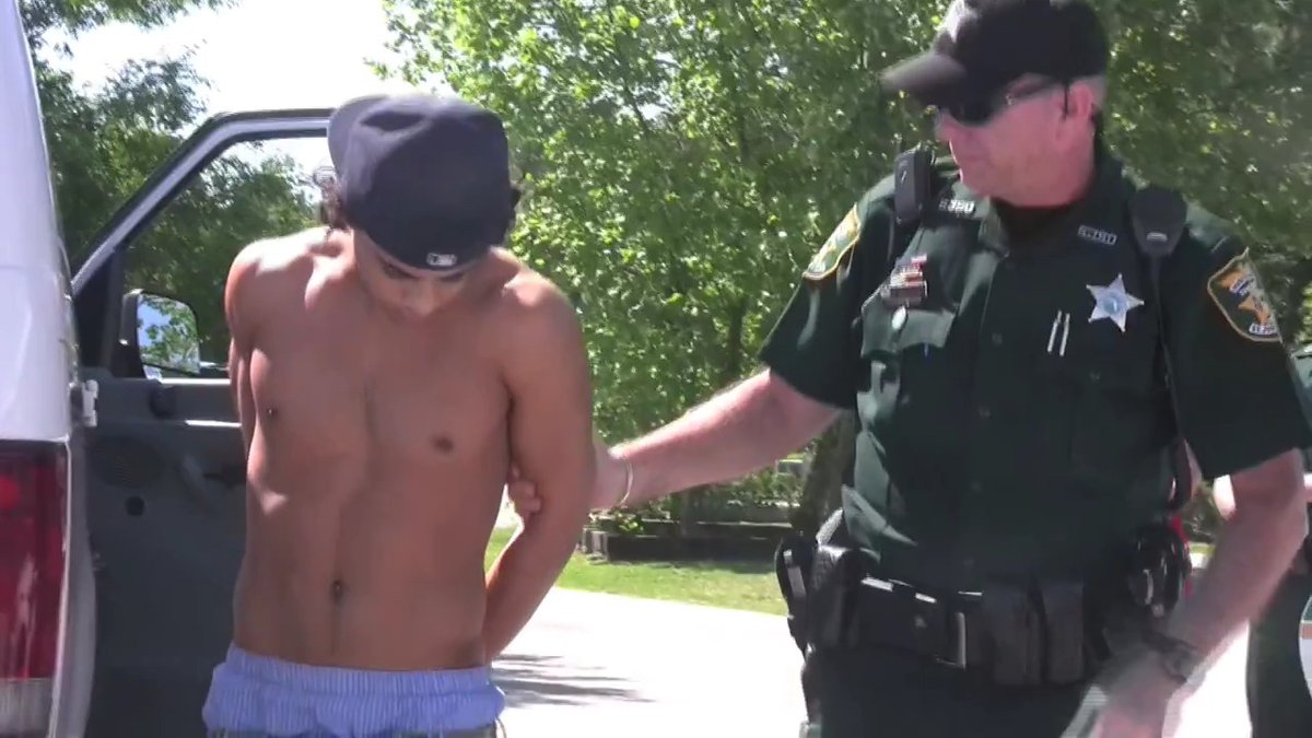 MingLeong3's tweet image. Alexander Ladd White