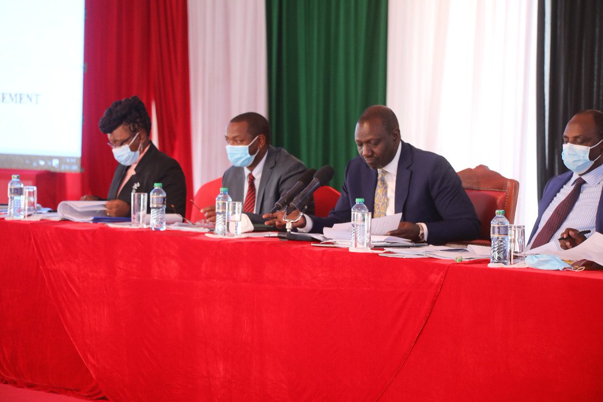 KiamaKaara's tweet photo. @LaikipiaCountyG Governor @NdirituMuriithi Chair, Finance, Planning & Economic Affairs Committee @KenyaGovernors with HE. DP @WilliamsRuto Chair of IBEC in today's meeting. 370 B for Equitable Shate + 39.9B Conditional Grants = 409.9 B for FY 2021/22. #MakingDevolutionWork https://t.co/DLB33PaajC