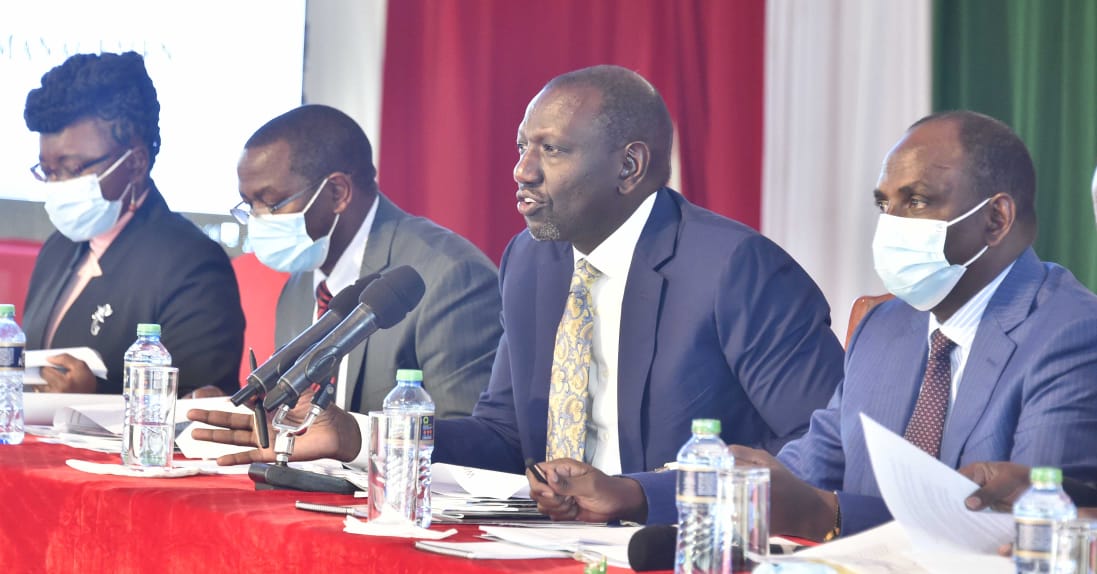 KiamaKaara's tweet photo. @LaikipiaCountyG Governor @NdirituMuriithi Chair, Finance, Planning & Economic Affairs Committee @KenyaGovernors with HE. DP @WilliamsRuto Chair of IBEC in today's meeting. 370 B for Equitable Shate + 39.9B Conditional Grants = 409.9 B for FY 2021/22. #MakingDevolutionWork https://t.co/DLB33PaajC