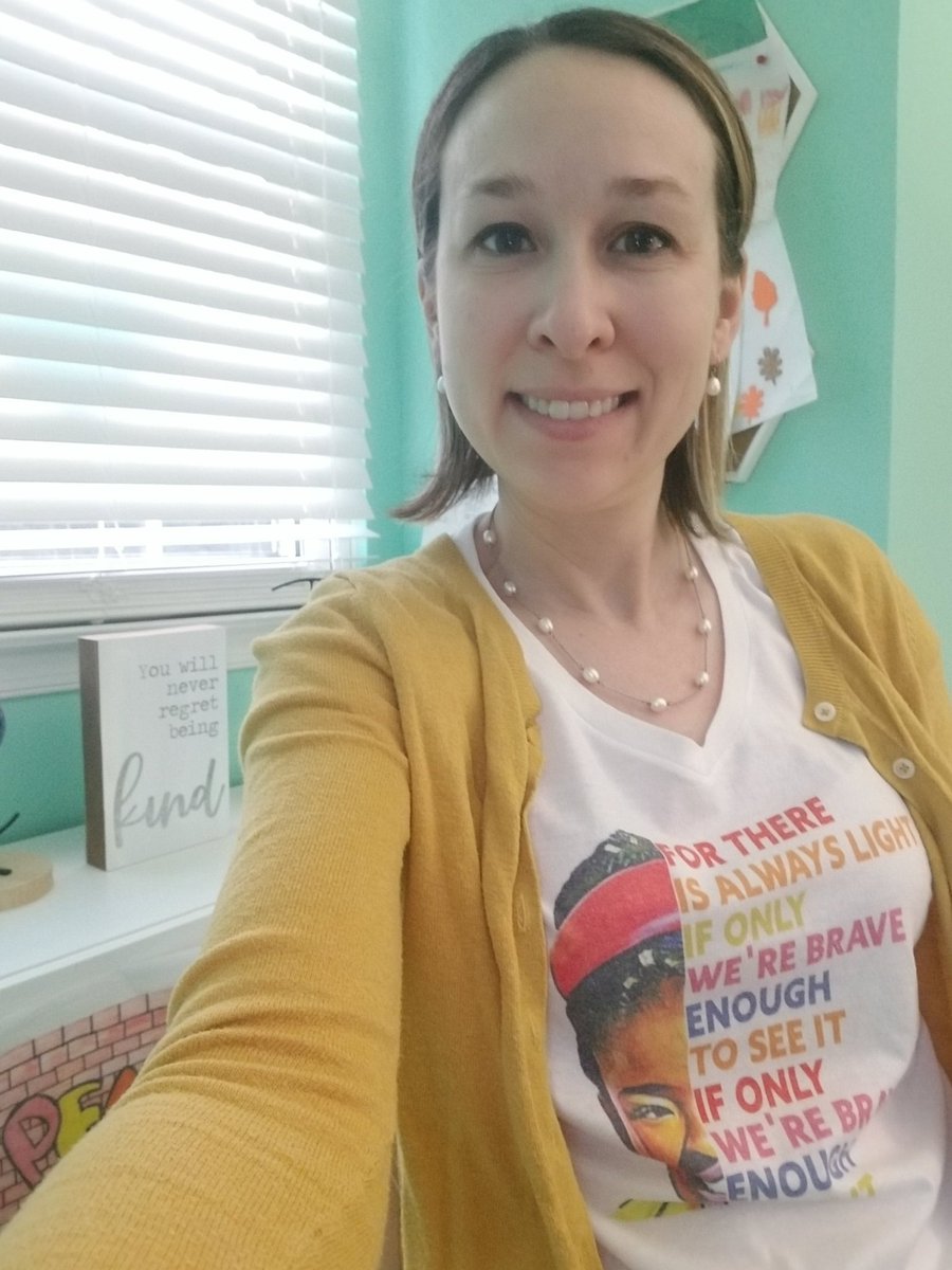 Today <a href="/arnoldaacps/">Arnold Elementary</a> is celebrating Kindness through Words for Kindness week and we will spotlight Youth Poet Laureate and rockstar, Amanda Gorman! Students will reflect on how they can "be the light" with their courageous and brave words. #AACPSAwesome #projectunity2021