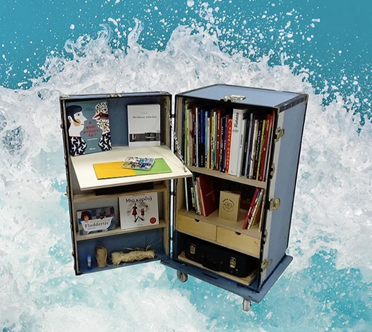 AmnaHealing's tweet photo. Join #AthensComicsLibrary, for their Facebook Live event tonight at 5pm EET!
Margarita from the Paper Waves Library in Bristol UK will read books and tell stories in different languages from around the world!
To join, visit the ACL Facebook page.
➡https://t.co/j2EGbCFt5K https://t.co/pdivjzdq9F