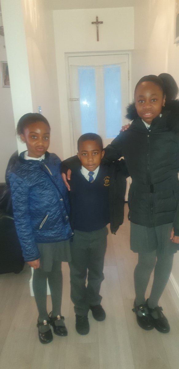 stpetersdag's tweet photo. In these difficult times, we are missing the power of human connection and feeling the impact of isolation. We know that a HUG can make everything feel better. We want our school community to know that they are loved, safe& secure with a virtual hug of hope. #hugofhope https://t.co/kAsEqNxEKY