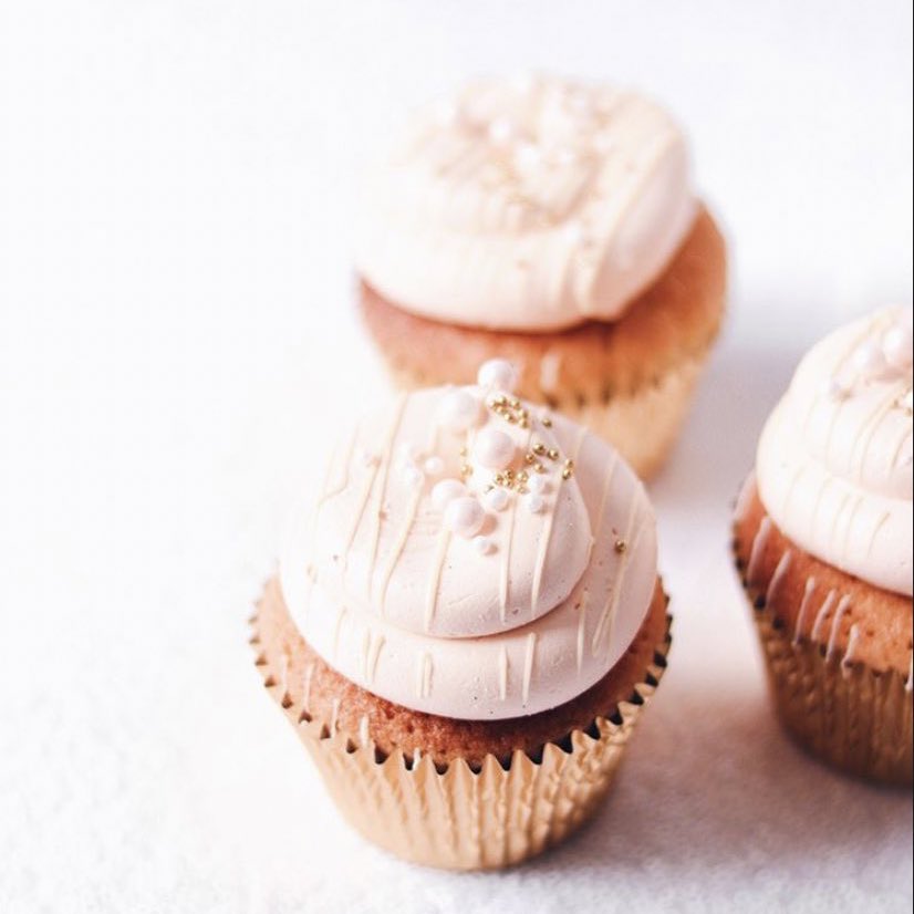 To: @strcngcrs 
From: Anonymous 

“You should have the world, I hope you get all the love and happiness that you deserve. You mean a lot to me babe. 

I miss you xx”