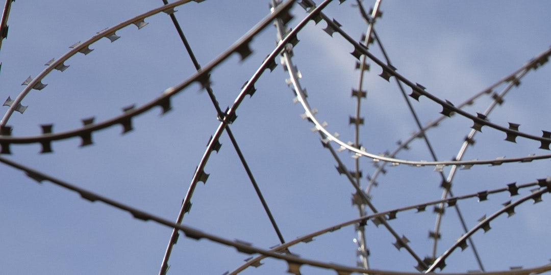 Published today: our latest thematic, ‘What happens to prisoners in a pandemic?’

We spoke to prisoners about the effects of COVID-19 restrictions.

Read the report and hear audio clips of prisoners’ comments: justiceinspectorates.gov.uk/hmiprisons/ins…

Read the summary: justiceinspectorates.gov.uk/hmiprisons/med…