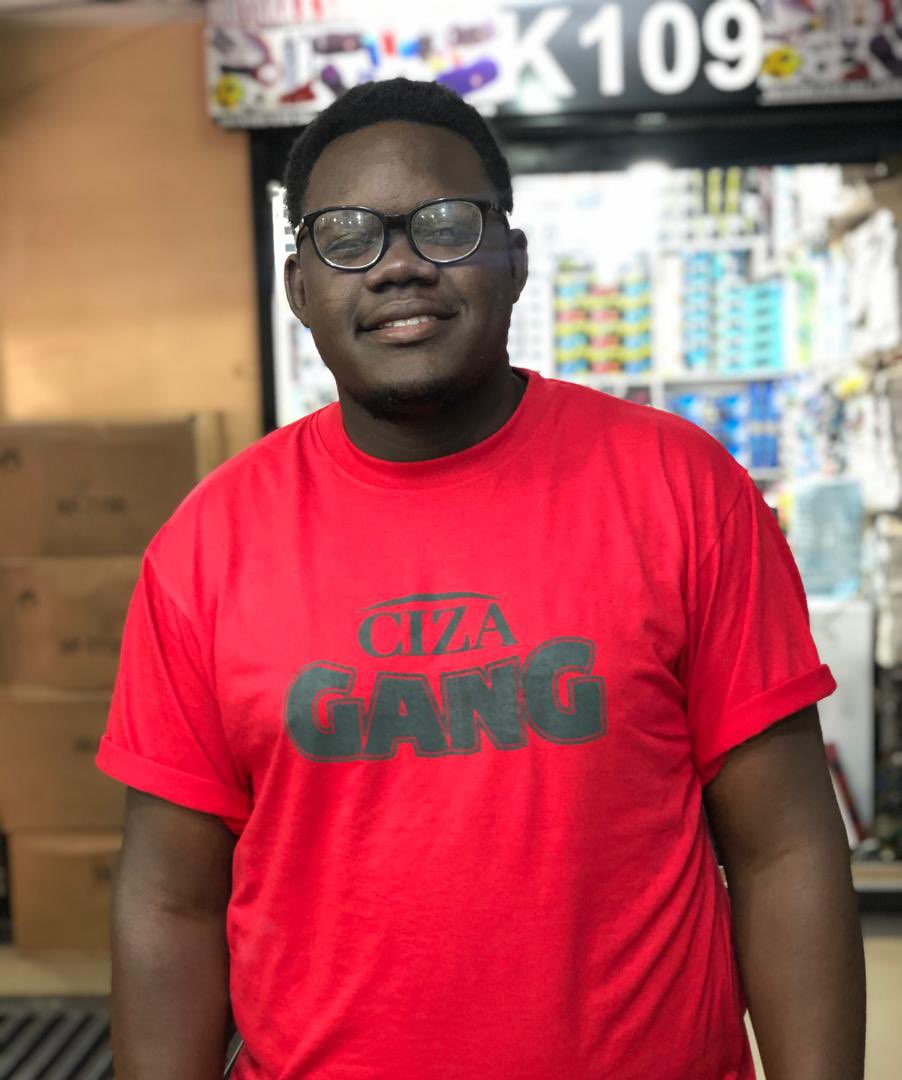 CizaGang's tweet photo. ⬆️ Valentines Gifts 👕 Get your mate one via +256 774557848 to Rep !! #CizaWontStop 

Bless up @deejaykuzzi 👊🏾 https://t.co/ZObzjiqg4K