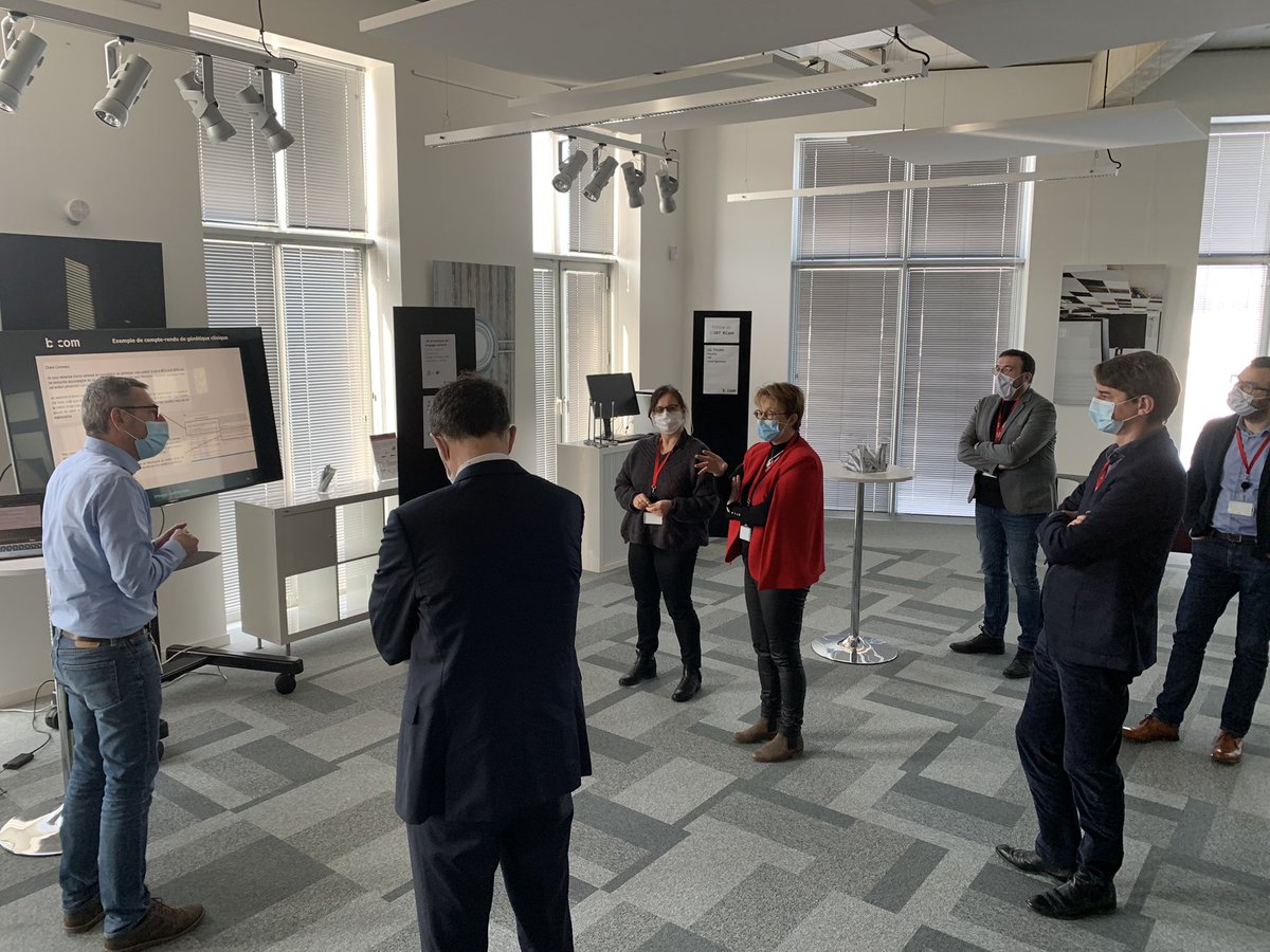 IRT_BCom's tweet photo. Ravis et honorés de la visite de @nathalieappere @metropolerennes ce matin autour de la compétitivité, la souveraineté et du rayonnement du territoire !  #IA #esante #prospective #innovation #holographie @BGuilbaud @VincentMarcatte https://t.co/AwP6AHQUbm