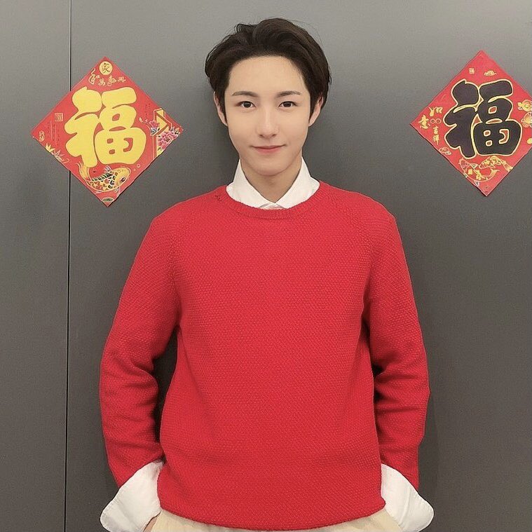 2015                           2021

😭😭😭😭 #RENJUN #런쥔