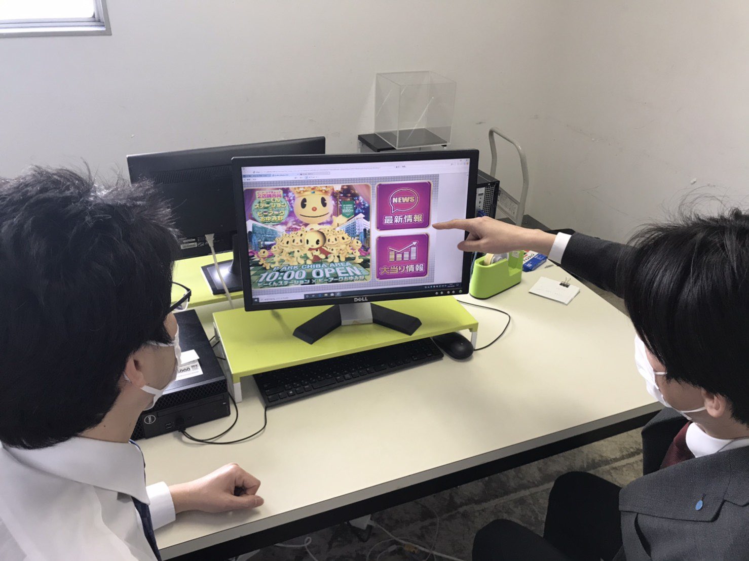 ピーアーク千葉 むむむ むむ む 何やら 千葉駅 ピーくんステーション 店長 と 鎌取駅 ピーアークおゆみ野 店長 が 大事な話をしております 2月11日 ご来店お待ちしております ピーアーク千葉 T Co Awwdll60jo Twitter