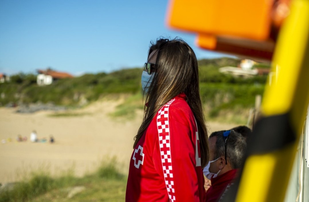 CRECantabria's tweet image. ¿Te gustaría trabajar con @CRECantabria este verano ☀️ en la campaña de #playas2021? 

El día 1️⃣2️⃣ de febrero se abre el plazo para presentar la preinscripción📝

Iremos publicando toda la información en nuestra página web y en nuestros perfiles oficiales en #RRSS