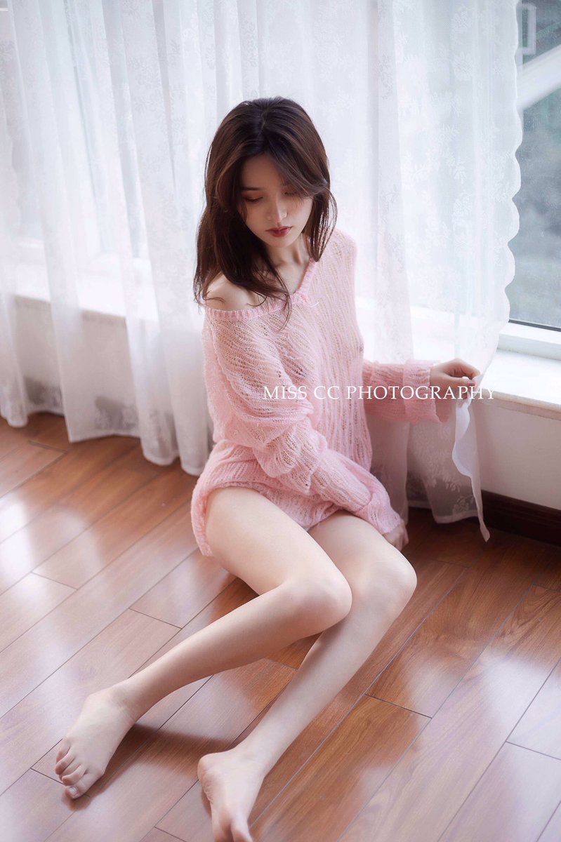 可能并没有那么热爱吧

摄影/@misscc520 

#私房 #私房摄影 #写真 #photography #photoshoot #portraitphotography https://t.co/k9UrpetfXi