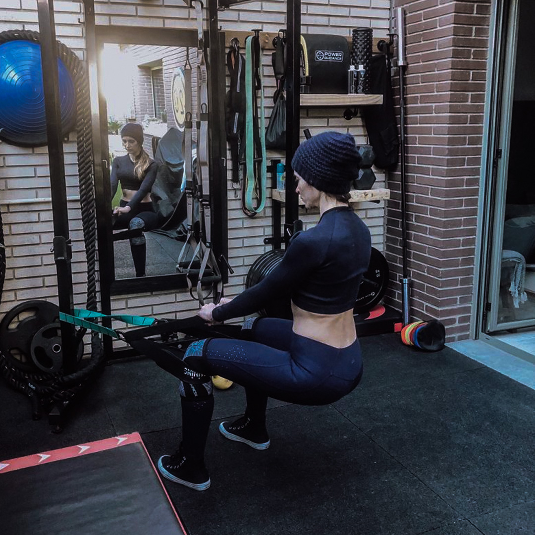 Viok_Sport's tweet photo. Una de las mejores acciones que puedes hacer con tu strap training Viok Sport para sacarle el máximo potencial es anclarlo a la jaula. Para ello, deberás anclar la jaula al suelo para que esta no se abata hacia tí. ¿A que estás deseando probarlo, vioker? 😜 https://t.co/DZmrpLN115