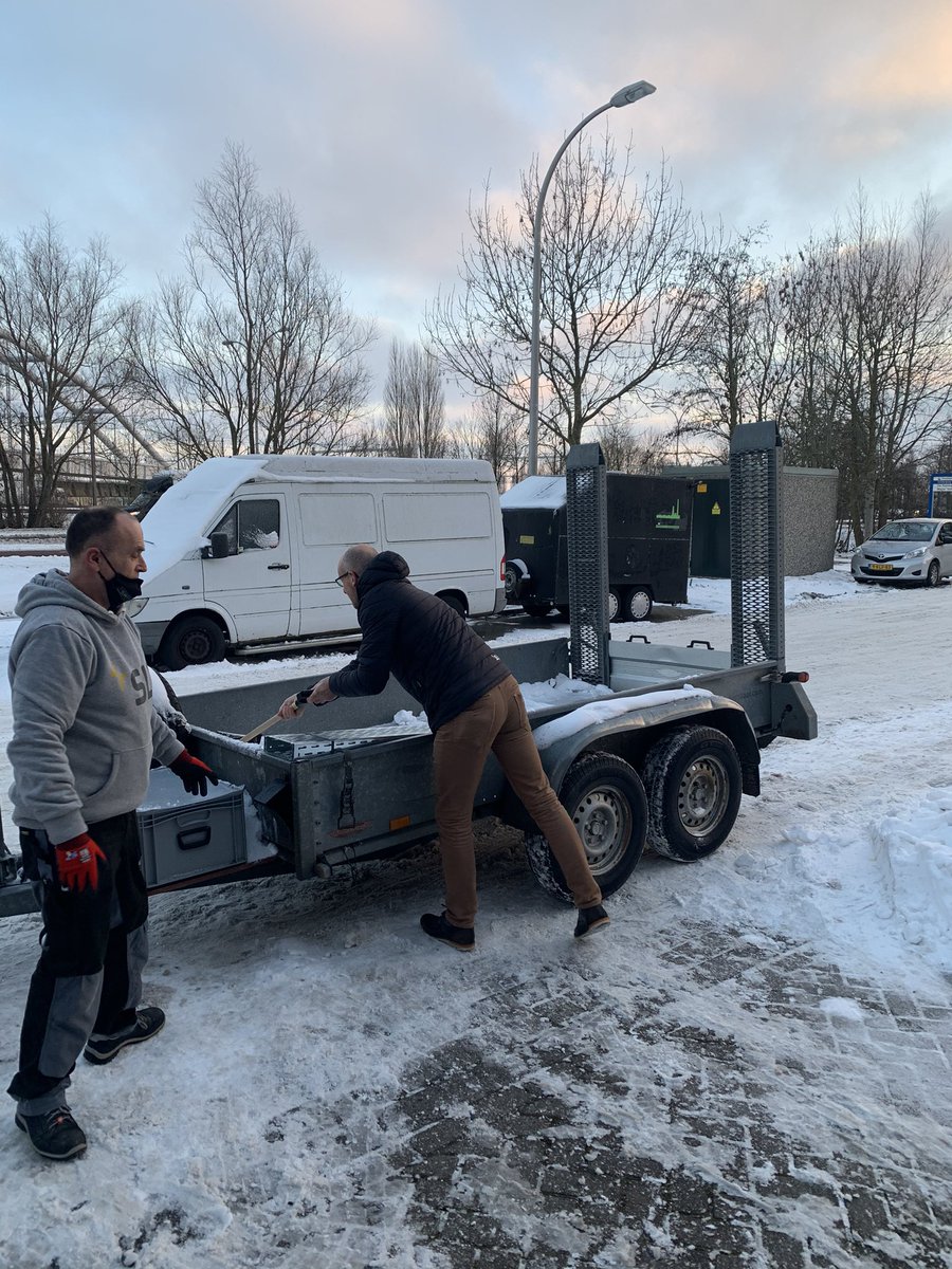db_delfgauw's tweet photo. Kijk dan wat een service bij de yesss in nootdorp https://t.co/uC3Z0RP8LL
