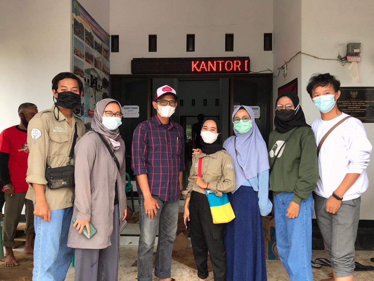 KarawangTweet's tweet photo. Alhamdulillah, terimakasih yang sudah menyisihkan rezekinya untuk membantu saudara kita yang terkena musibah banjir. Semoga selalu dalam lindungan Allah SWT aamiin.

#KarawangInfo #KarawangBanjir #Karawang #Banjir https://t.co/OIqRuW4Z3J