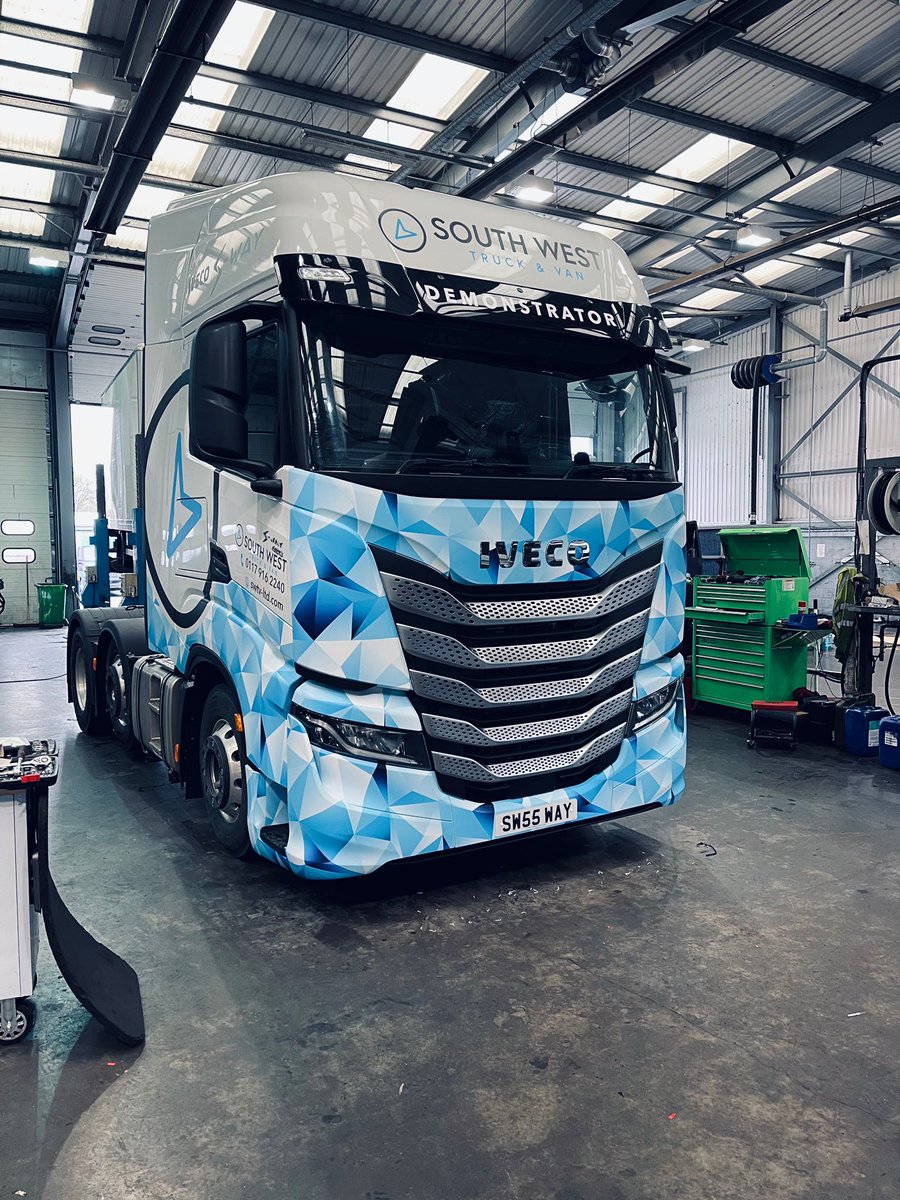 Looking cool in blue 🧊