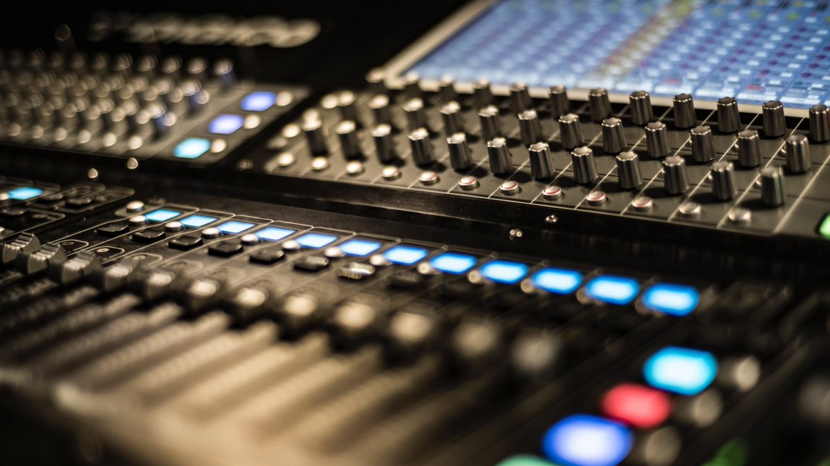 ClumsyAlienRec's tweet image. SPECIAL OFFER THIS WEEK!

Full track mix and master FOR JUST £80! Comment below for more information!