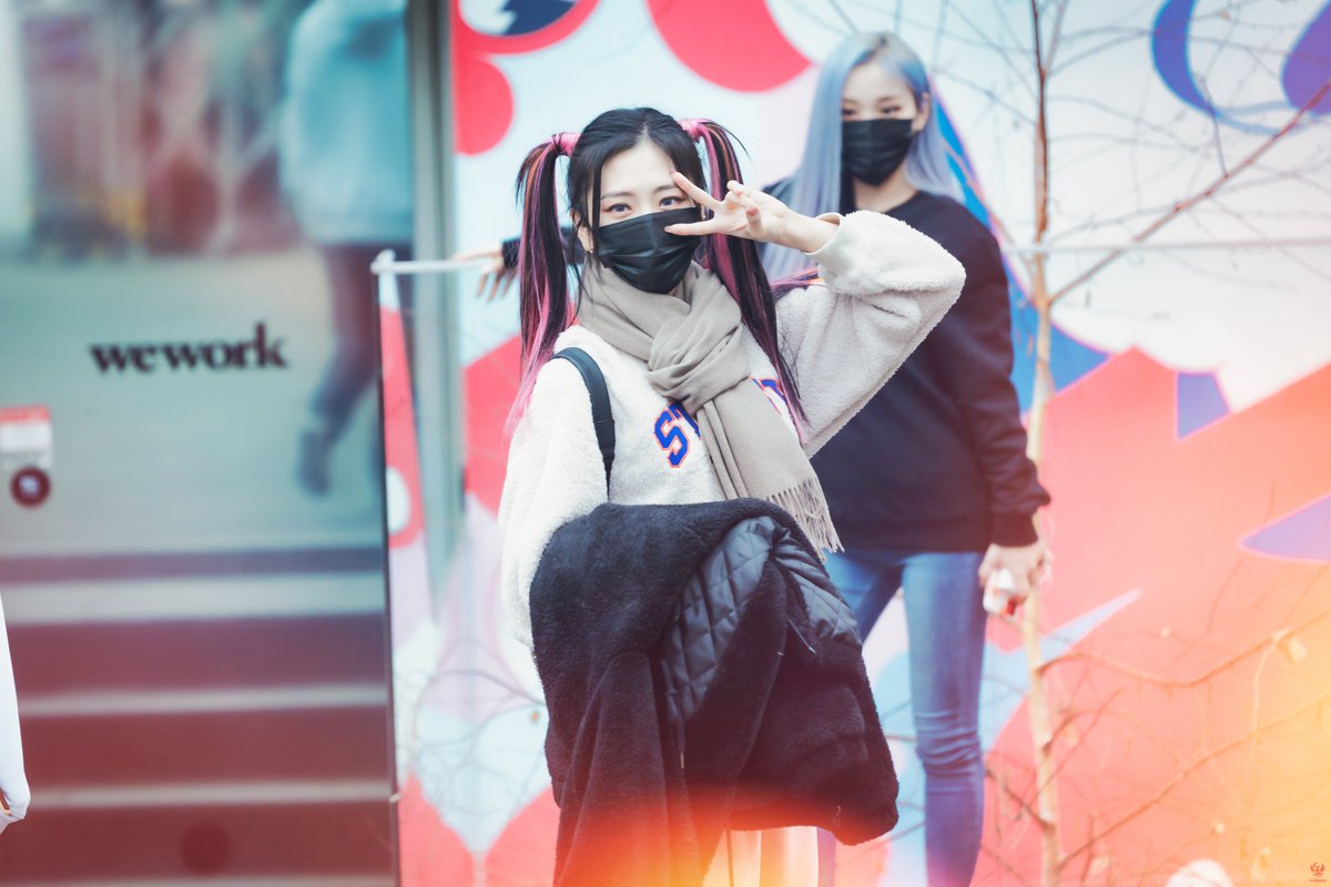 210210 

막내 그리고 맏내

#드림캐쳐 #가현 #지유
#Dreamcatcher #Gahyeon #JIU
<a href="/hf_dreamcatcher/">드림캐쳐 Dreamcatcher</a>
