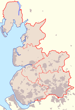 Vamos começar falando um pouco sobre o condado de Lancashire. Lancashire é um condado muito, mas muito antigo! Foi criado em 1182, sendo assim um dos mais antigos da Inglaterra. Ele abrangia as regiões no noroeste inglês, ou seja, pegava Manchester +