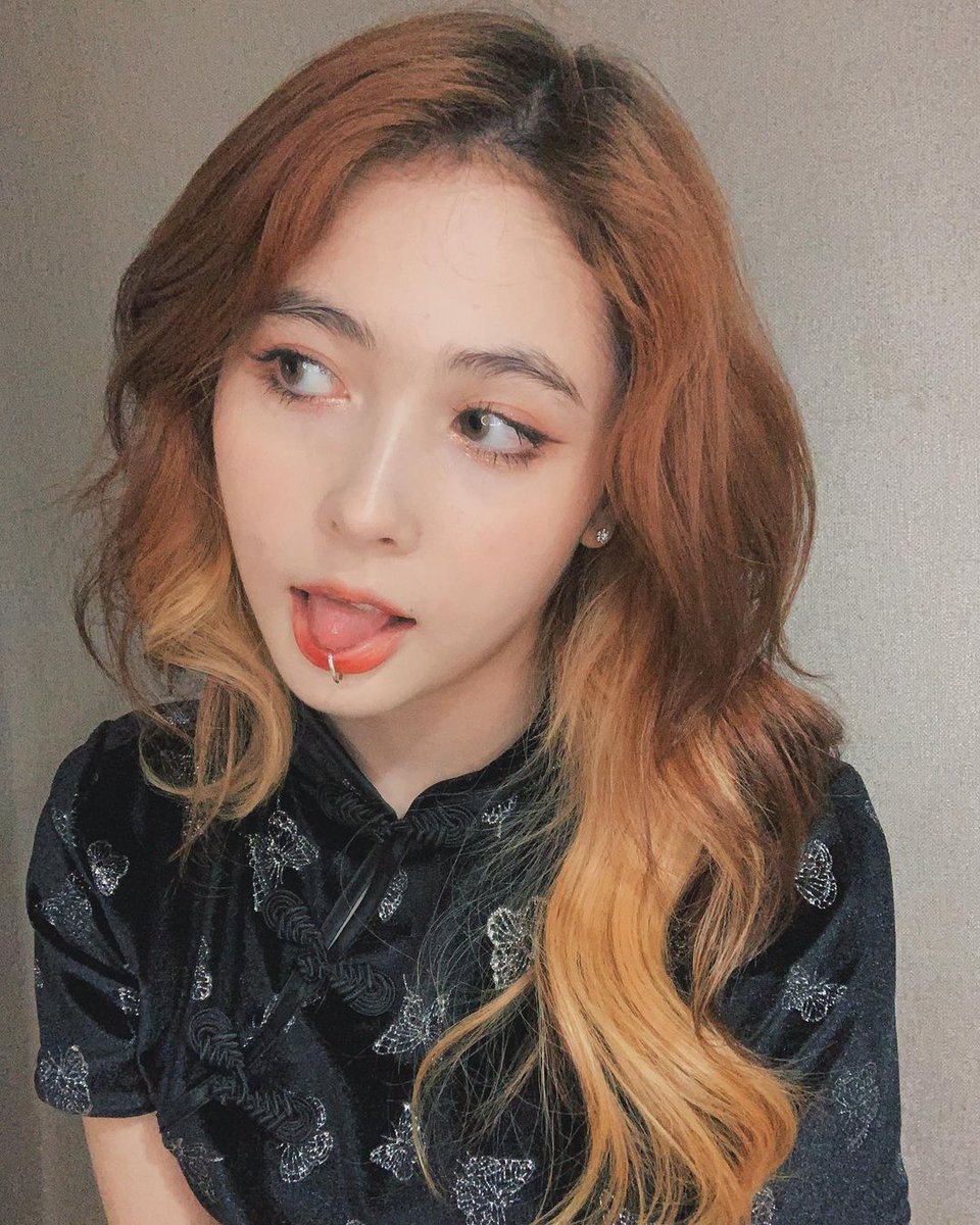 Niky_FansINA's tweet photo. (IG Post) "Aku belum mengenal kalian"

#BNK48 #NikyBNK48 #เล็กแต่แซ่บ🌶 (1/2) https://t.co/vmYLa5vZP8