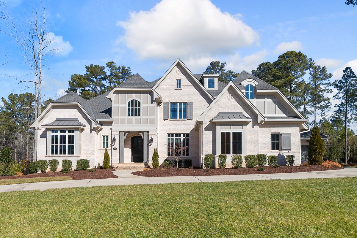 flyboyaerial's tweet image. Beautiful home we just shot in Avalaire for Leslie Young!  #luxury #milliondollarlisting #bettermakeittwo #photography #photographer #realestate #realestatephotography #realestatephotographer #flyboync #architecture #architecturephotography