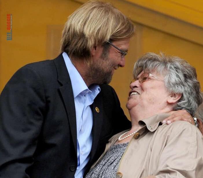 DoubtersB's tweet photo. Thoughts are with u Jurgen we all love you and support you R.I.P Mrs Klopp Y.N.W.A https://t.co/Pwjq2Vl8nb