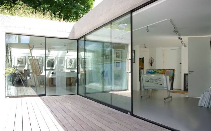 Article comparing French, Sliding, Bifolding &amp; Slide-Pivot Doors
ezinearticles.com/?French-Doors-…

When you've read the sliding doors section, take a look at sightlinedoors.co.uk