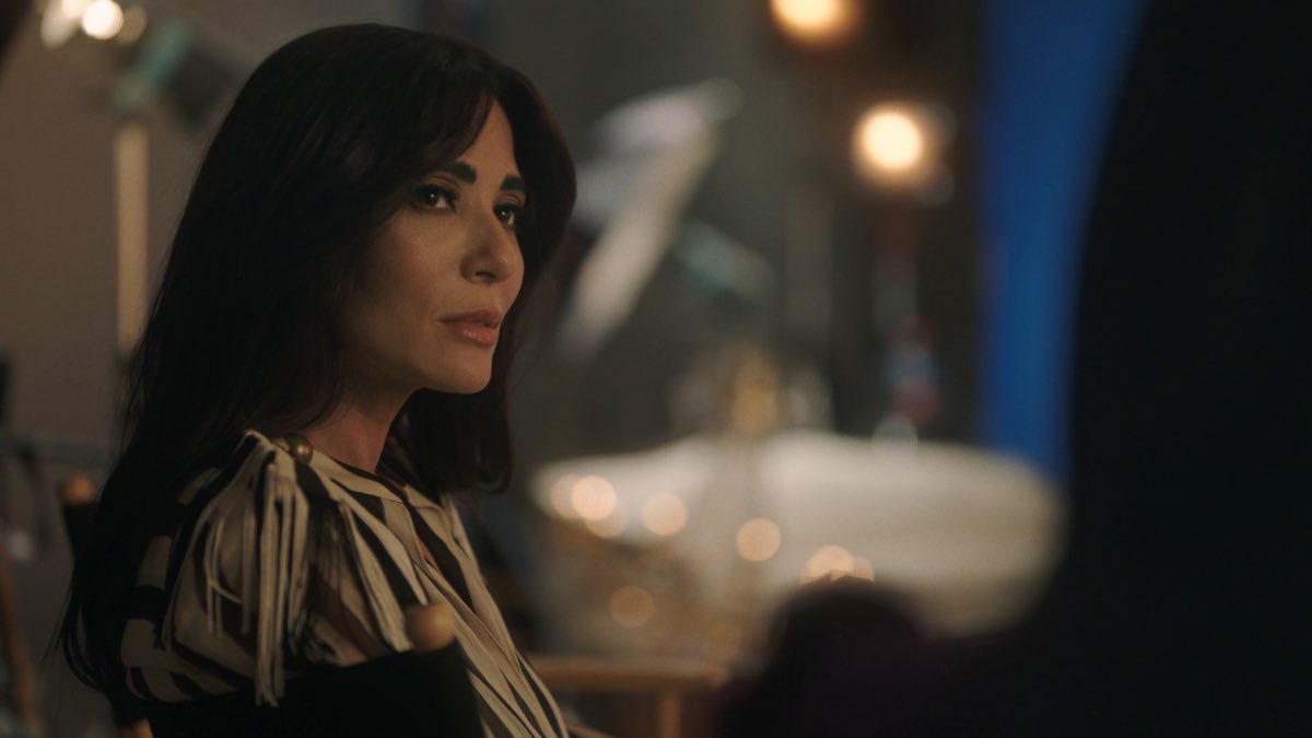 CWRiverdaleNews's tweet image. #Riverdale jumps into the future with a brand new episode TONIGHT at 8/7c! #7YearsLater