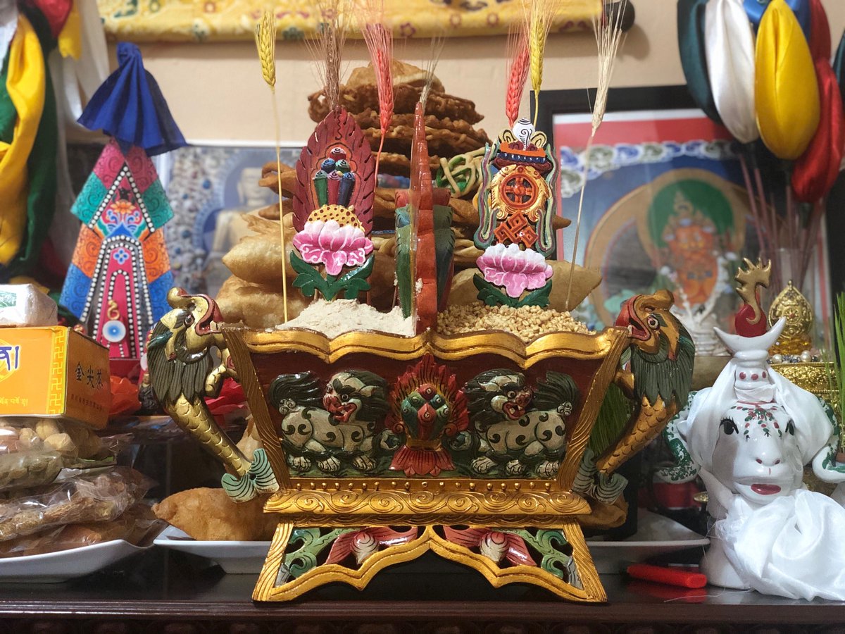 RepAOC's tweet image. Happy Ghutuk Night and Losar Tashi Delek to our Tibetan community.