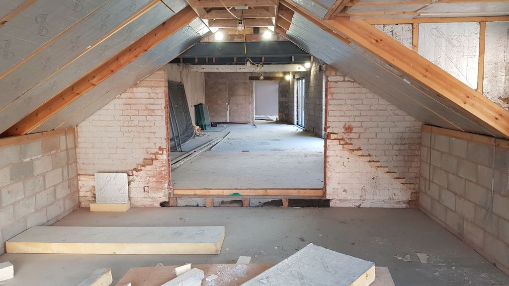 tfcproperty's tweet image. Crown Passages, Hale coming along nicely. Three units already under offer with lots of interest in the remaining units, including this first floor space that would lend itself to a variety of uses.