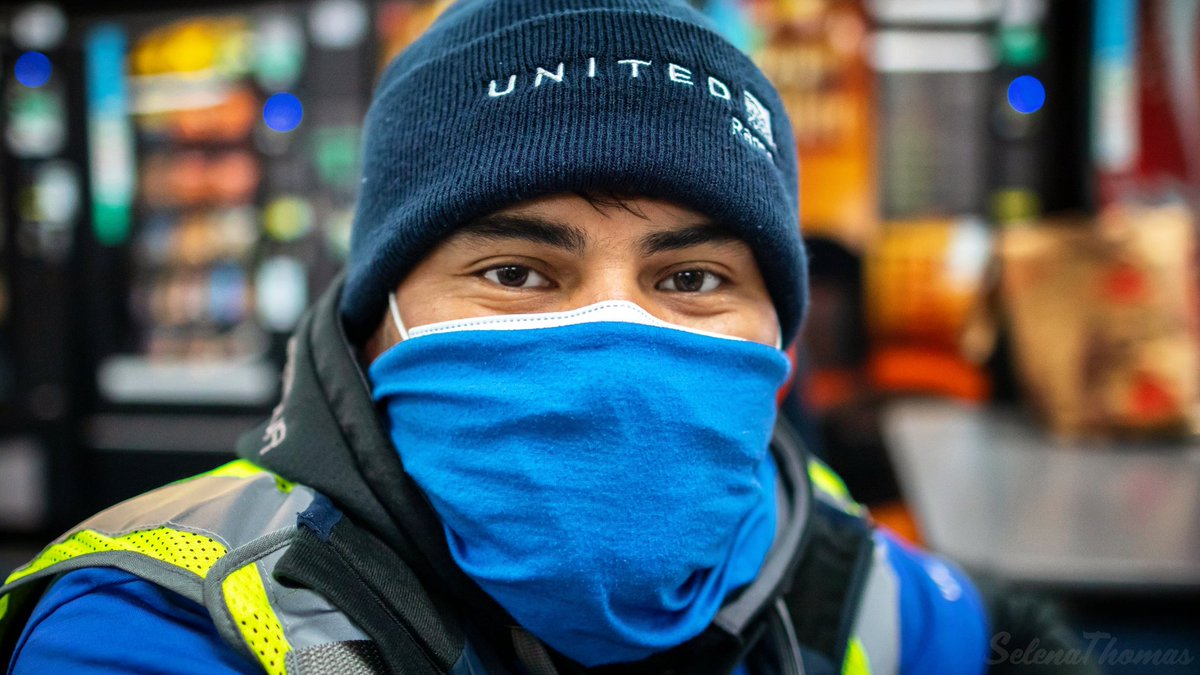 Sometimes my coworkers think I'm silly when I ask them to smile through the mask they think we can't see it but we can it's in there eyes, there cheeks, there change in energy, etc. I appreciate each & everyone of them💙 #UnitedFamily #UnitedTogether #UnitedAirlines #KeepSmiling