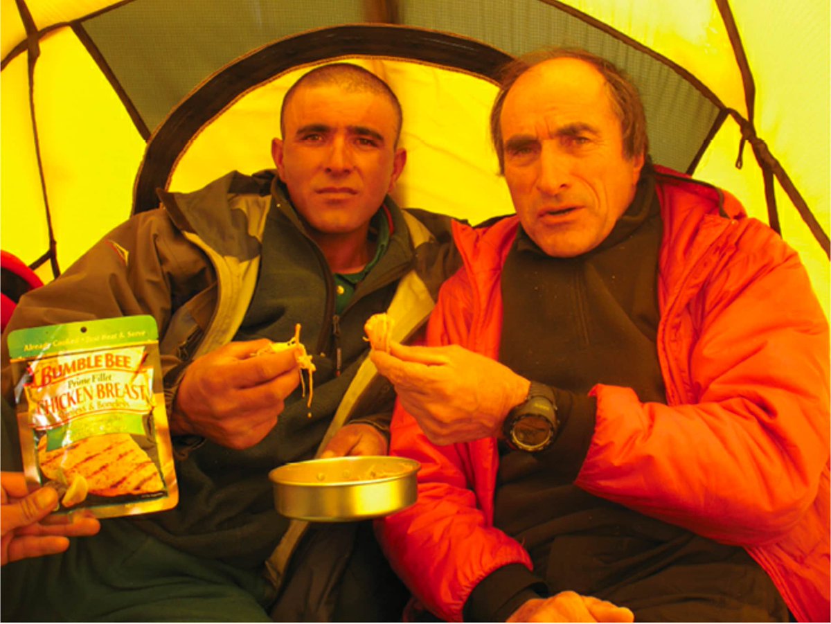 On this expedition, a Serbian climber fell to death in the Bottleneck. Jehan & others went to recover him. While trying to rescue the Serbian’s dead body in the death zone, he lost his footing and plunged to his death.