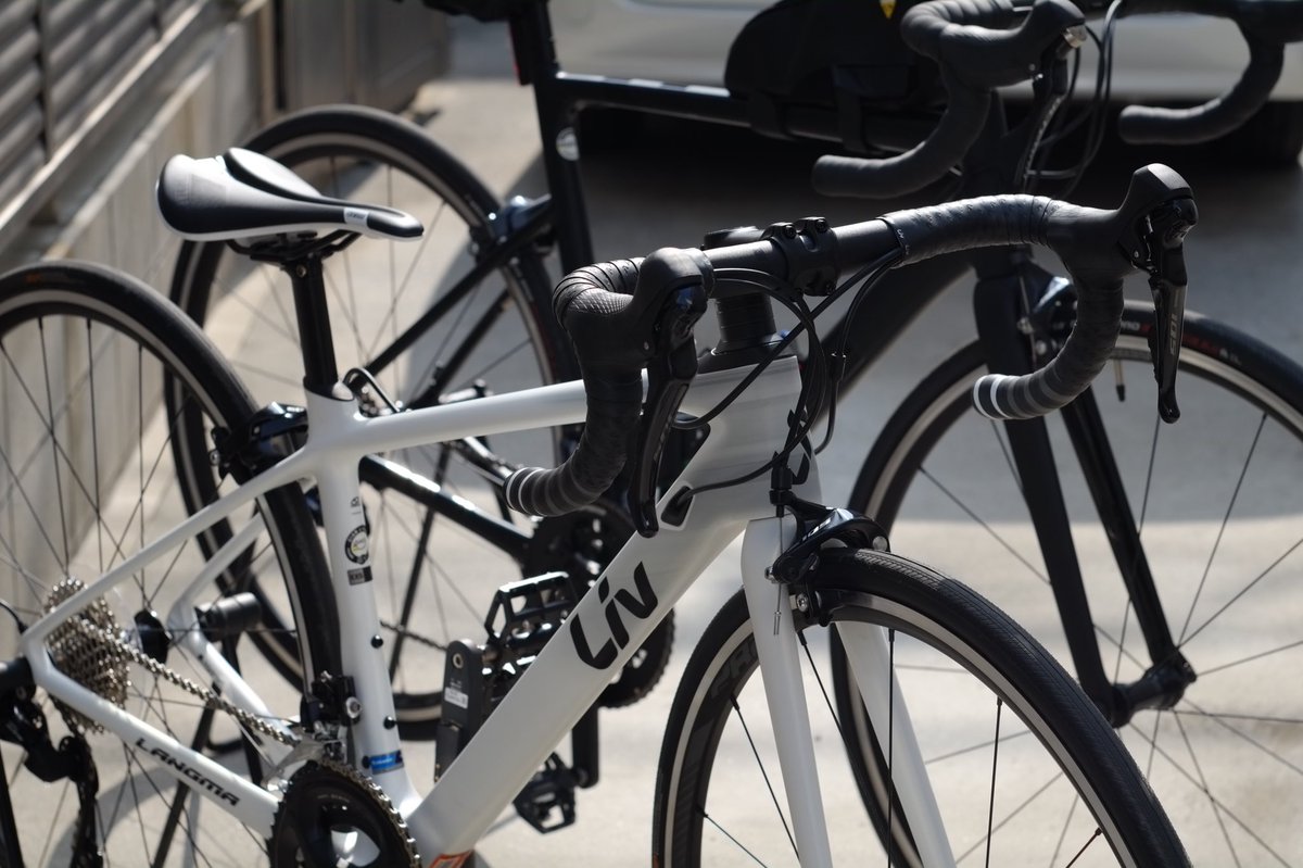 yukinaco's tweet photo. 愛車を愛カメラで撮る幸福感⑅◡̈*
🚴‍♀️Liv LANGMA ADVANCED 2 SE（2021.2月納車）
📷x-pro1 + super takumar 55mm f1.8 https://t.co/8W8ygr2gj3