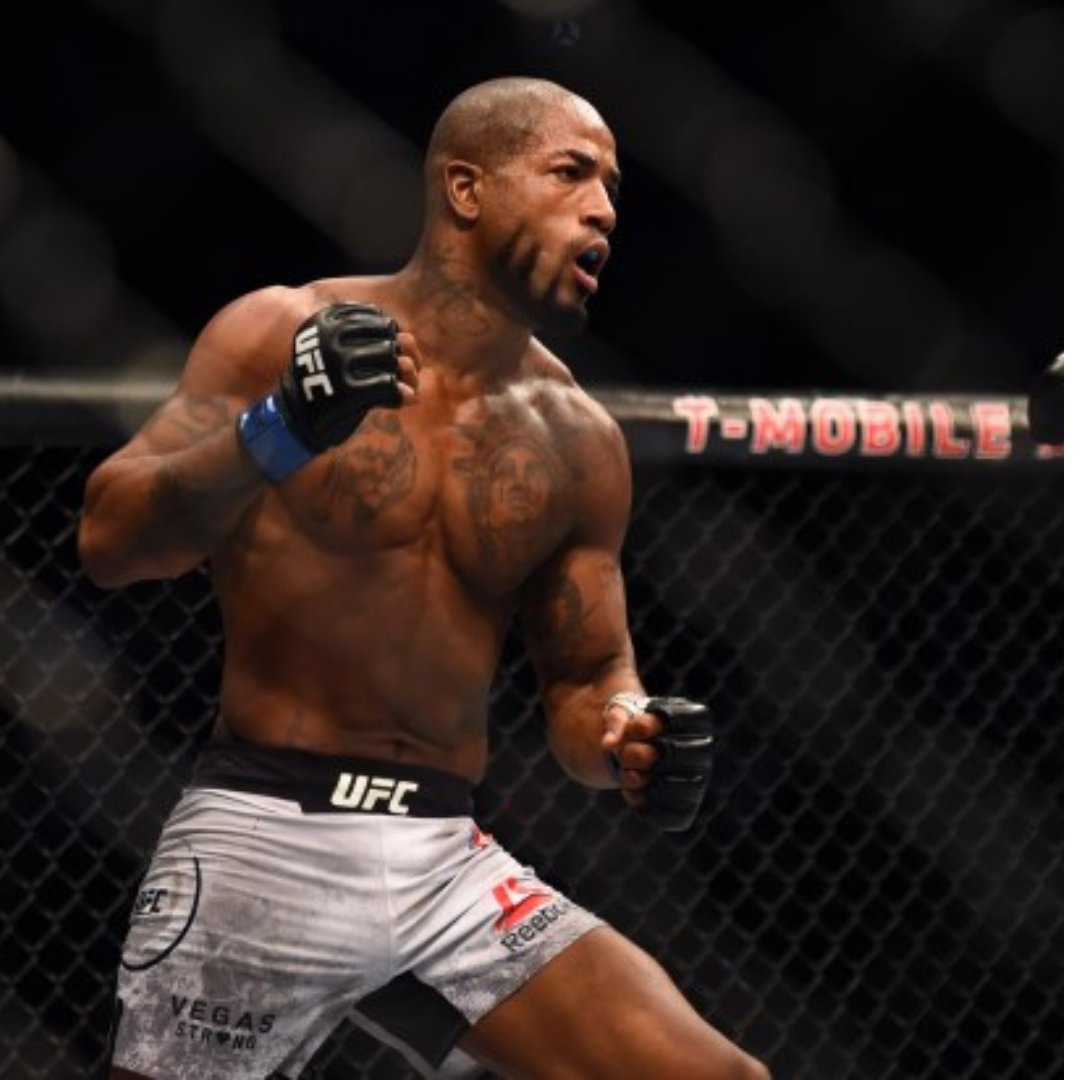 What a year Drink HRW Warrior Bobby Green had in 2020. Crowned "King of the Apex", Bobby rattled off 3 straight wins over just a couple of months last summer.  We're excited to see if Bobby can make 2021 even better. 
Saturday on  ESPN/ESPN+ at 10 pm ET
#drinkhrw #mmafightnight
