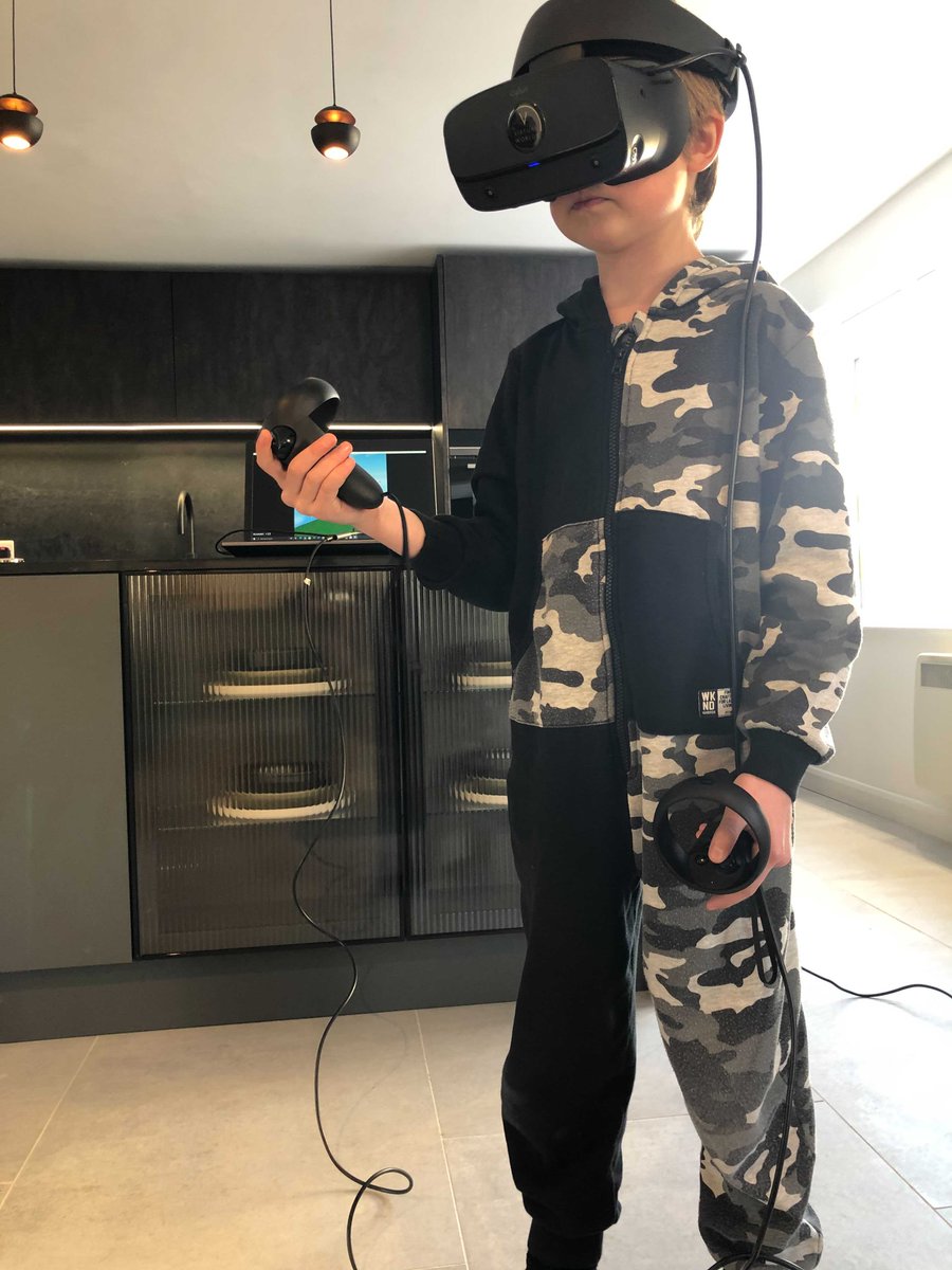 Taking a break from homeschooling with a little VR fun while we wait for a snow delayed delivery.
🌐  spacesbydesign.co.uk
📧  stepinside@spacesbydesign.co.uk
📞  01780 481850
#VR #4D #VirtualReality #VW4D