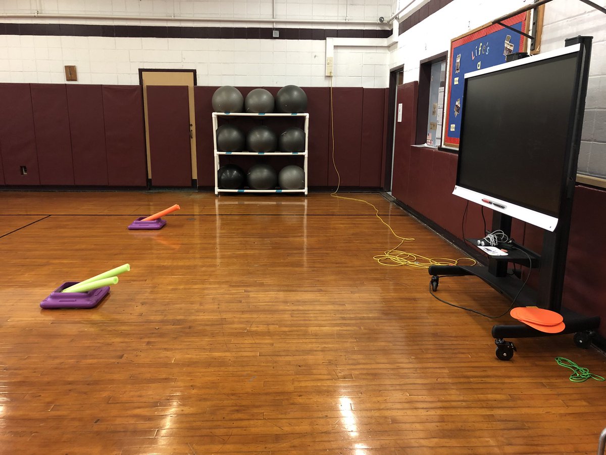 BayShoreMSPE's tweet image. Getting ready to teach Dynamic Drumming in Adapted PE tomorrow! 💪🏼💦🥁 #AdaptedPE #PhysEd #GetYourSweatOn #MovementDuringPandemic @BayShoreSchools @bshs_athletics @BayShoreSupe @BayShorePR @BayShoreMSLrnrs @DrLOutlaw @SuffolkZone