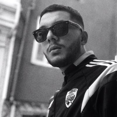 vesho15's tweet photo. #YeniProfilResmi https://t.co/pFG2Q9olmJ