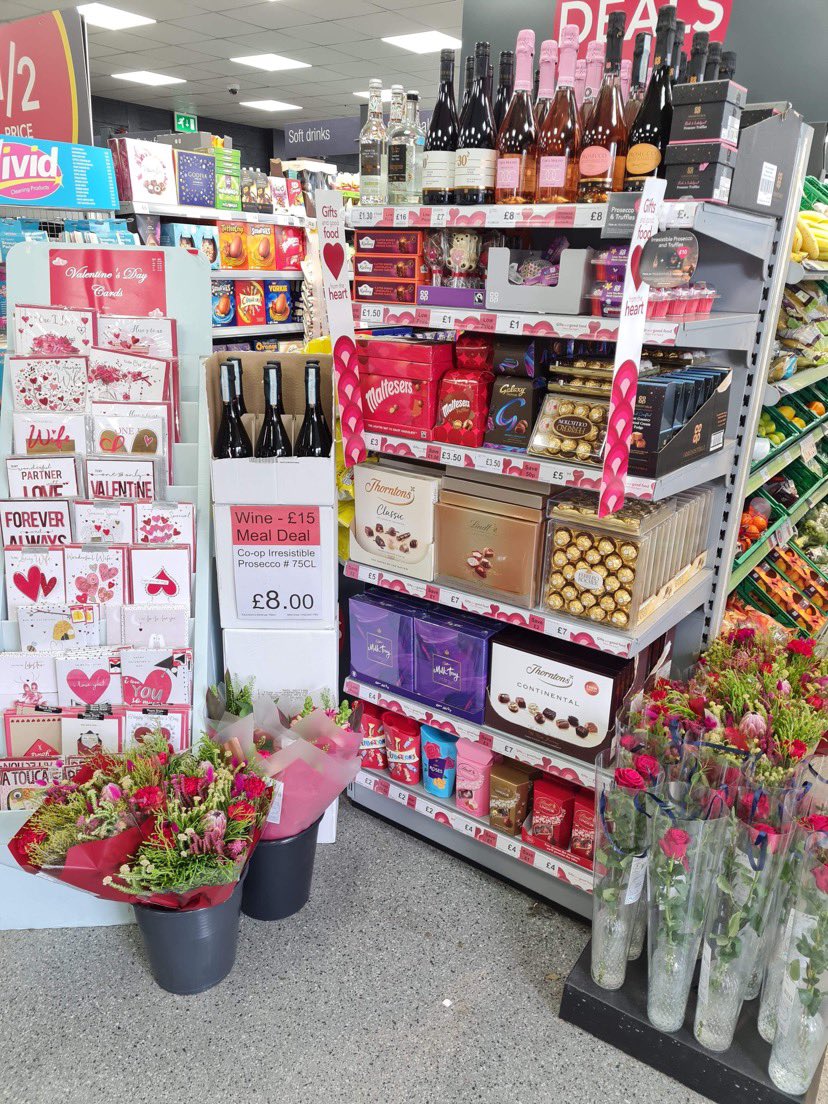 Flowers 💐✅ Chocolates 🍫✅ Meal for two ✅ Lockdown Valentine’s Day sorted 💘✅ @ Hickings Lane Coop  #ValentinesDay #stapleford <a href="/mycoopfood/">Central Co-op Food</a>