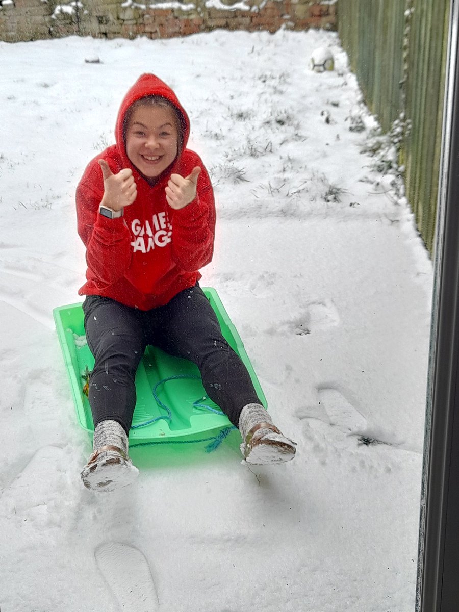 philippa.runs tweet media