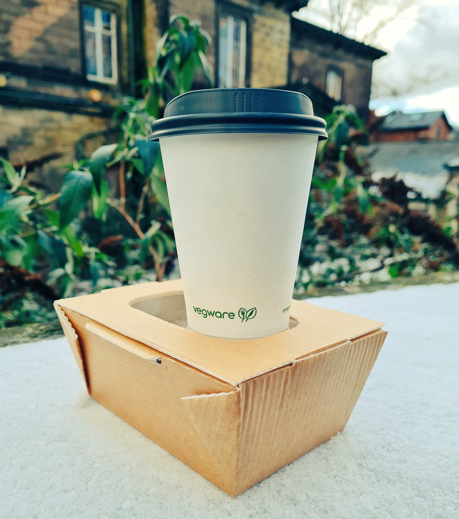 Keeping us warm <a href="/HPBCLeeds/">Hyde Park Book Club</a>
 🍰☕🍰☕🍰☕🍰☕🍰☕🍰☕
#coffeeandcake #hydepark #leeds