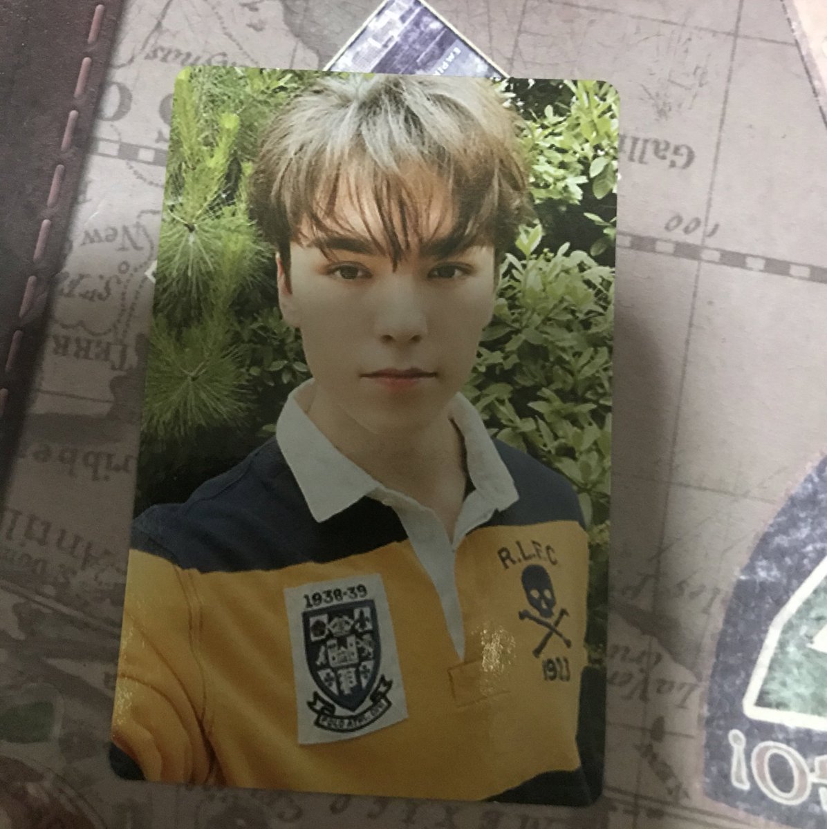 minihaul's tweet image. wts/lfb
ph only

100 php + lsf
vernon an ode poet pc 
- w pc marks
- dm if interested