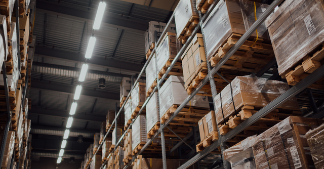 Migrate on-premises data warehouses to <a href="/OracleCloud/">Oracle Cloud</a> #Infrastructure to cut costs and scale quickly: bit.ly/3p89LvE