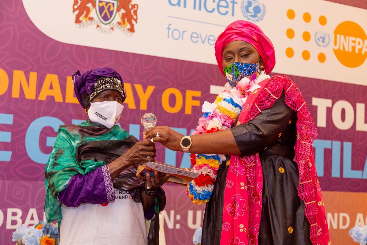 UNFPATheGambia's tweet photo. Recognising the role played by grassroots actors is vital in ensuring that #EndFGM efforts reach the desired audience.

@UNFPA will continue supporting efforts to eradicate #FGM in The #Gambia.

More on the #FGMZeroToleranceDay2021 event: https://t.co/mmnzcnBrI3

#Act2EndFGM https://t.co/pCuyLsWcDZ