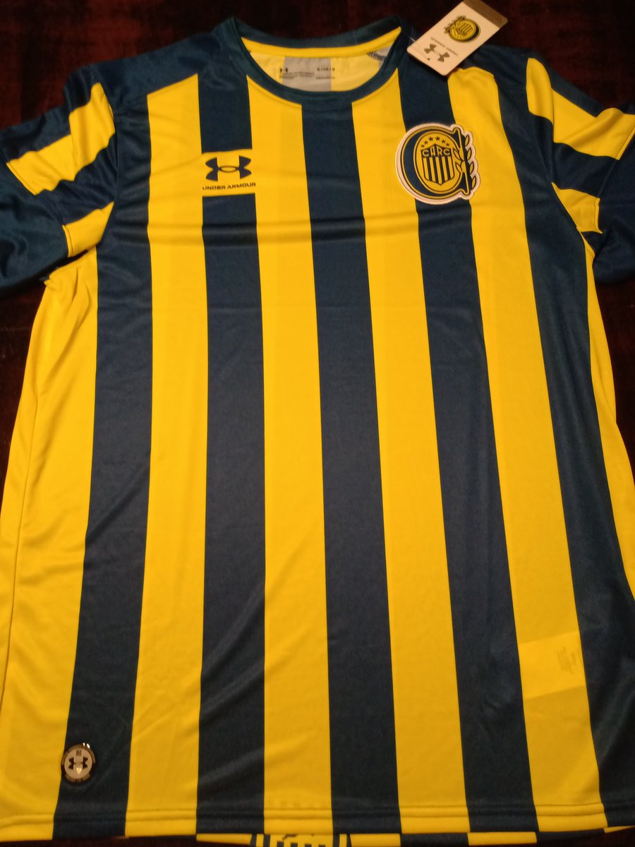 egenovar's tweet image. #Central y sí, tenía que salir sorteo para ustedes que siguen esta cuenta. ¡Sorteo la nueva camiseta de @CARCoficial! Sigan esta cuenta y RT a esta publicación. El domingo hago el sorteo así el ganador o ganadora la tiene para el lunes que debuta el Canalla. ¡Vamos, a participar!