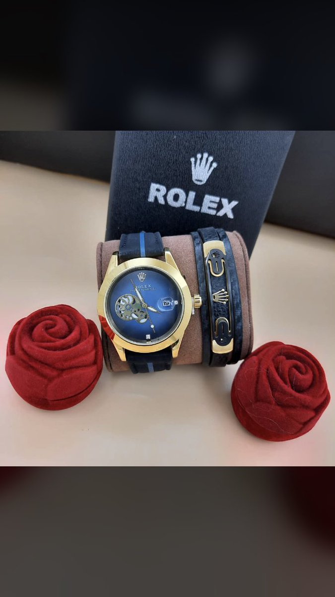 _miimee's tweet image. Hey guys so I sell wrist watches and accessories please patronize me🥺🥺🥺